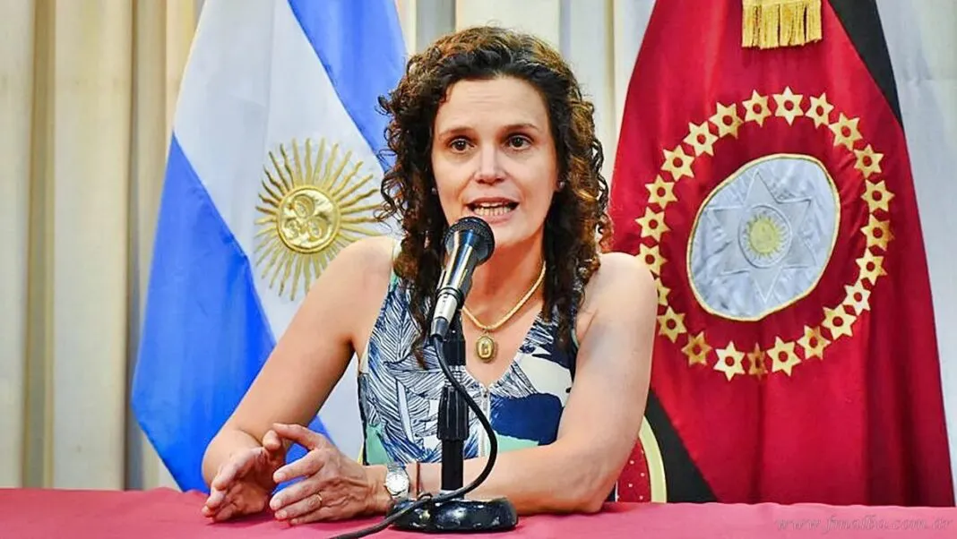 cristina-fiore-1068x602