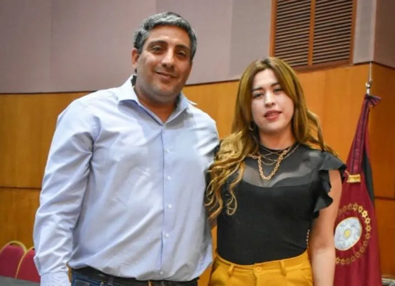 bbx_79780079843_carlaymimessi